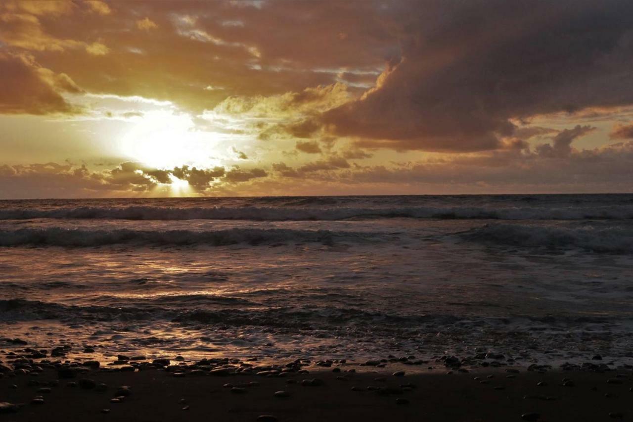 Oasis Atlantico: Rincon Secreto Al Pie De Los Senderos Azano Zewnętrze zdjęcie